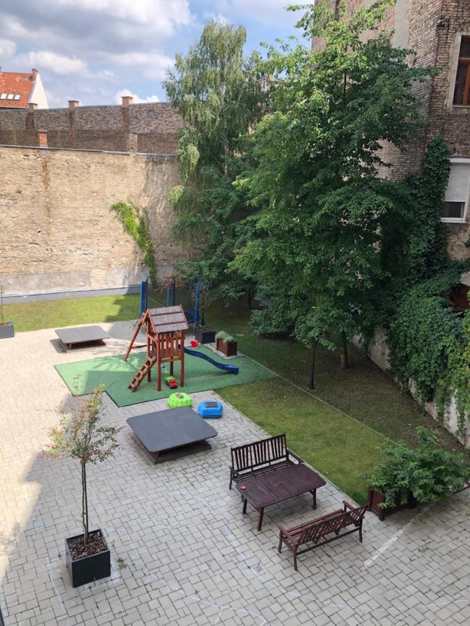 Appartamento Large With Garage And Terrace Budapest